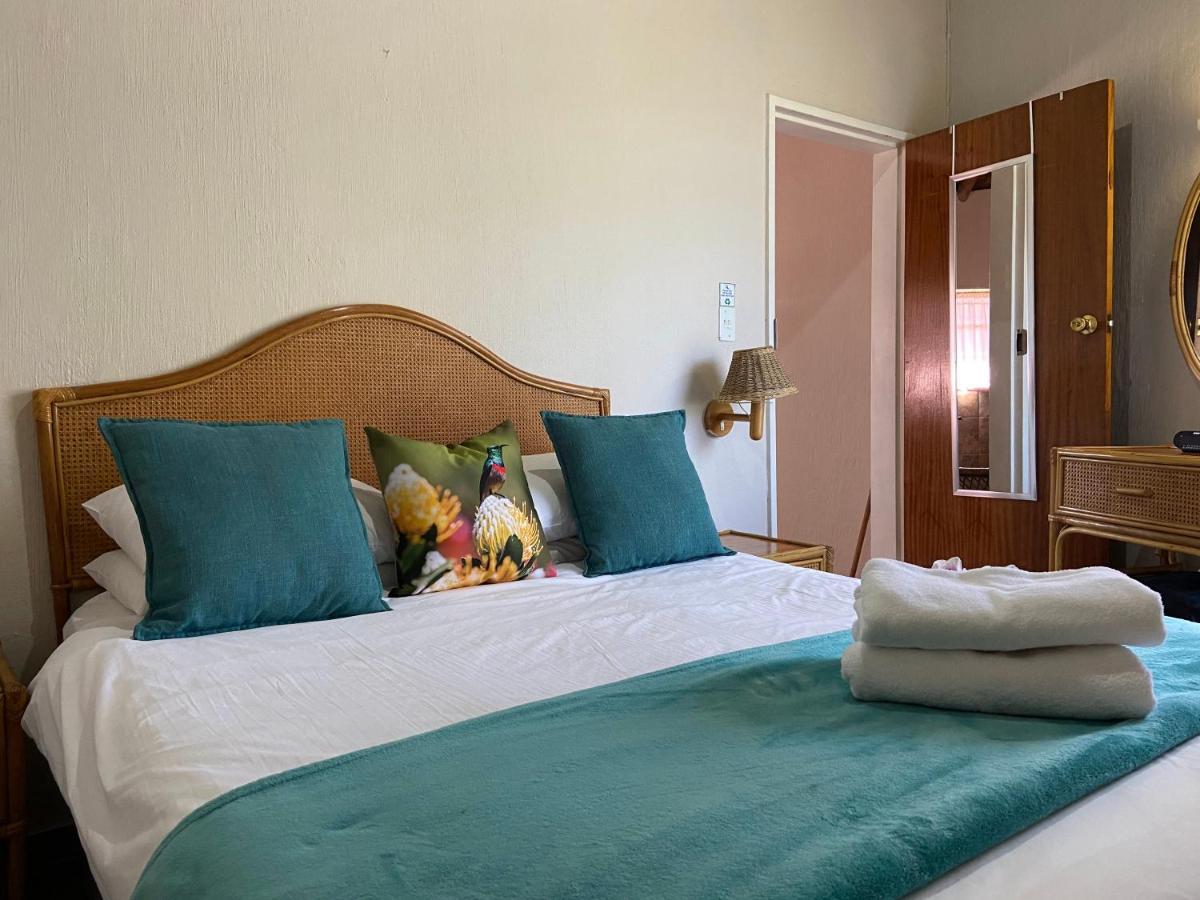 Magoebaskloof Mountain Lodge ซานีน ภายนอก รูปภาพ