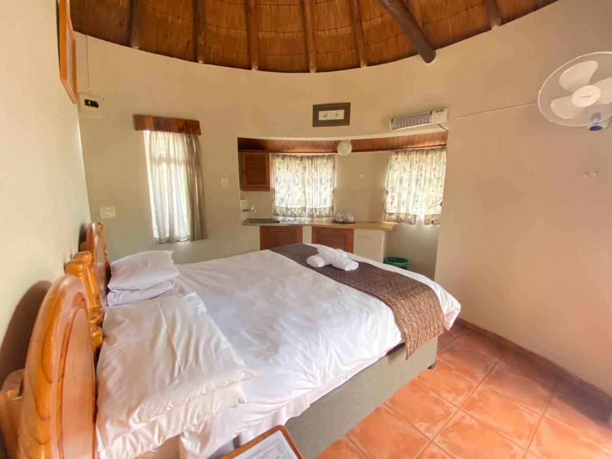 Magoebaskloof Mountain Lodge ซานีน ภายนอก รูปภาพ
