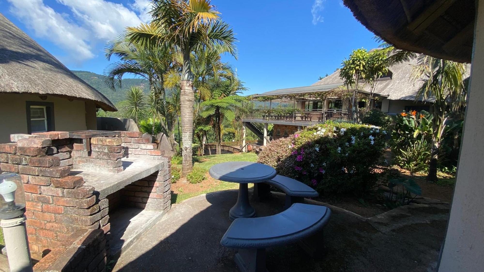 Magoebaskloof Mountain Lodge ซานีน ภายนอก รูปภาพ