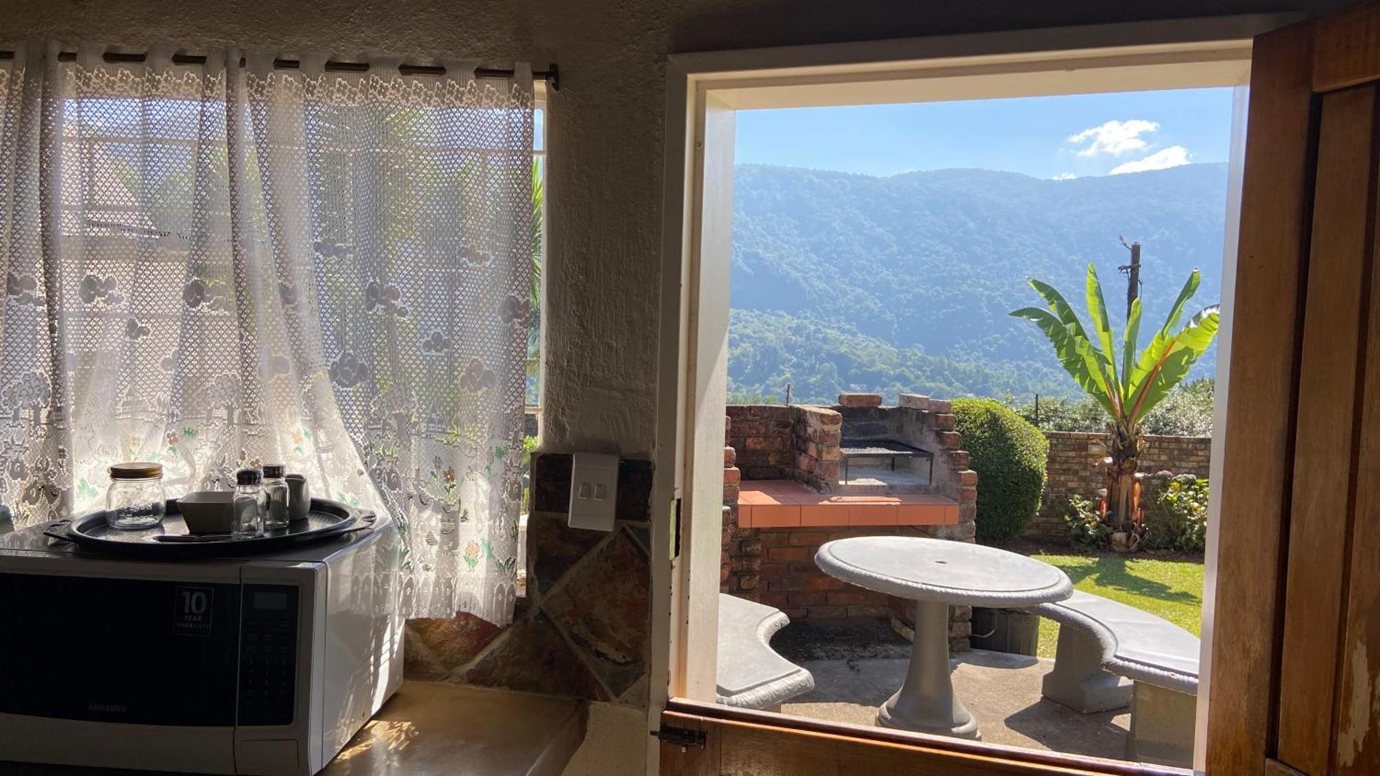 Magoebaskloof Mountain Lodge ซานีน ภายนอก รูปภาพ