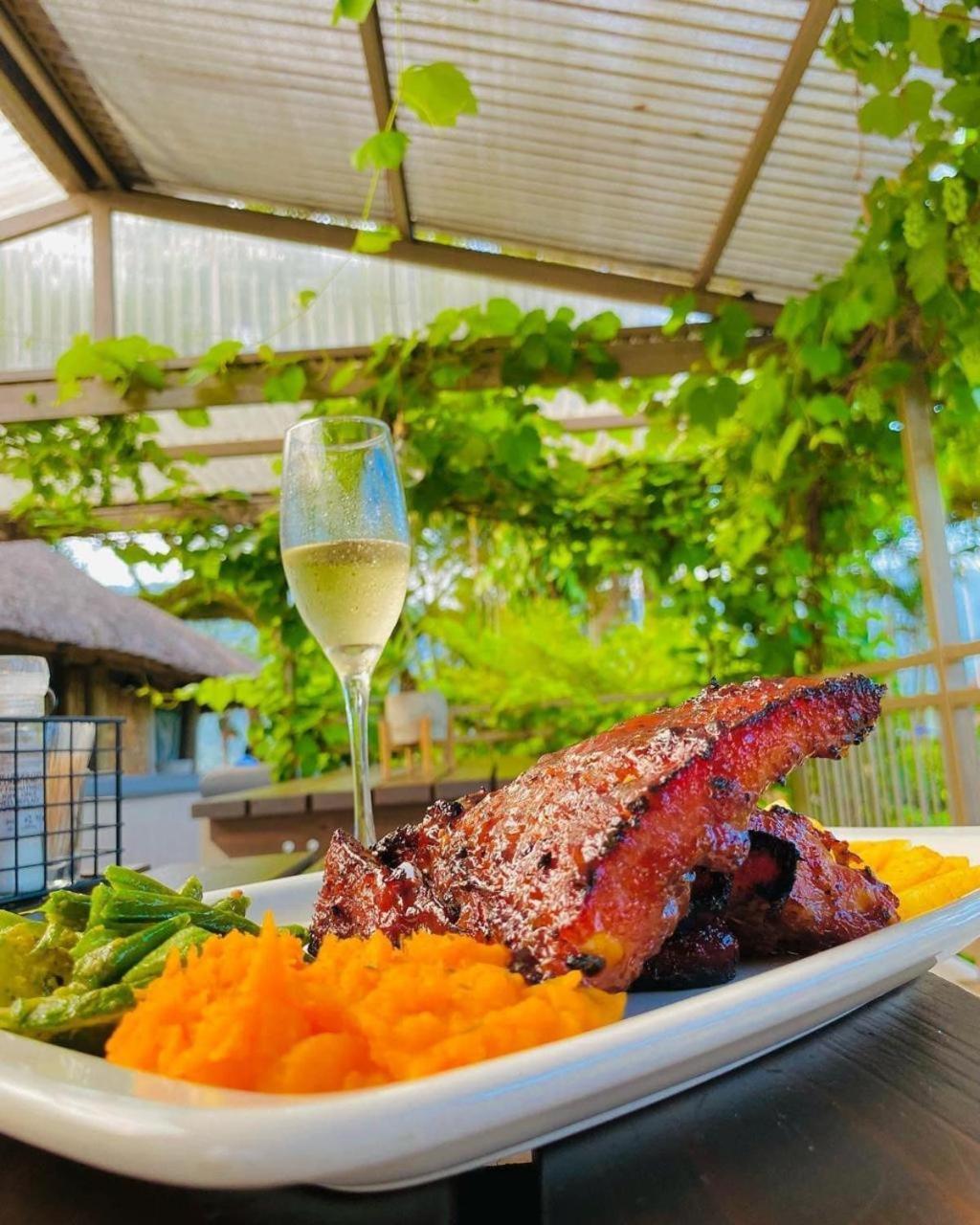 Magoebaskloof Mountain Lodge ซานีน ภายนอก รูปภาพ